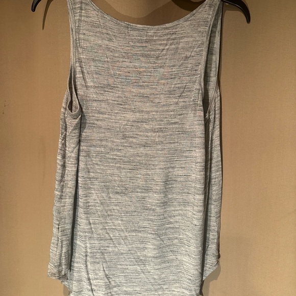 Medium women’s old navy grey tank top - Picture 2 of 2
